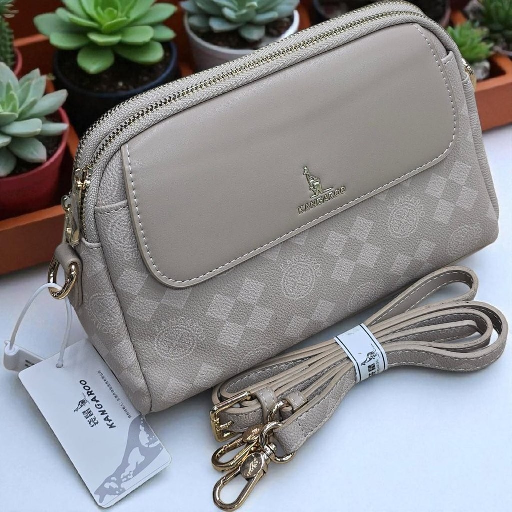Kangaroo Fashion Beige Crossbody Bag - AM01433MB Elegant and versatile handbag for daily use